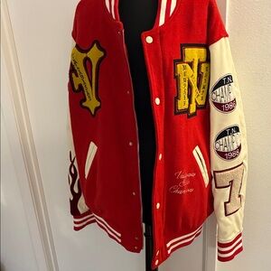 VALABASAS Red and White V Tigers Varsity Jacket with Patches XL NWOT